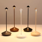 LumiNest Bordlampe – Trådløs Elegance til Moderne Hjem
