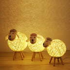 Schaap Nachtlamp – Handgeweven LED Tafellamp met Zacht Licht