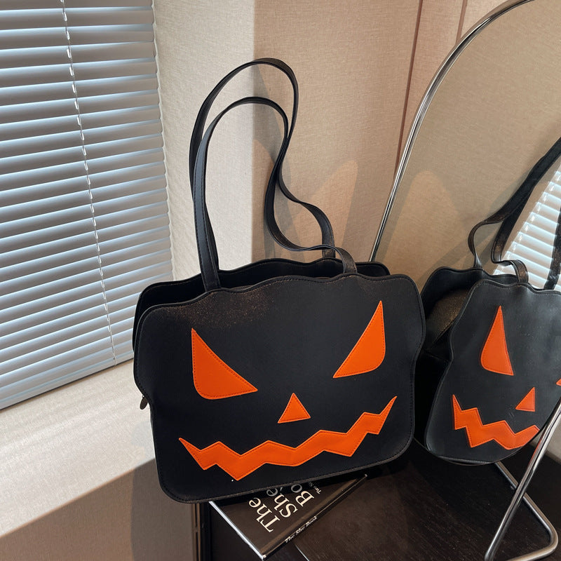 PumpkinCarry – Halloween Skuldertaske med Græskardesign