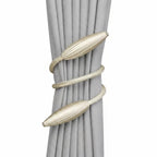 CurtainLoop - Fleksible Gardinholdere i Aluminium Lysebrun