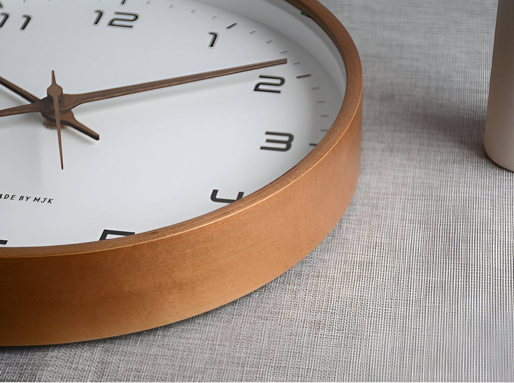 EleQuartz Uhr | Runde Wanduhr - Nordische Holz Wanduhr