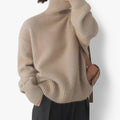 Éloria - Elegant Dame Striktrøje med Rund Hals Khaki