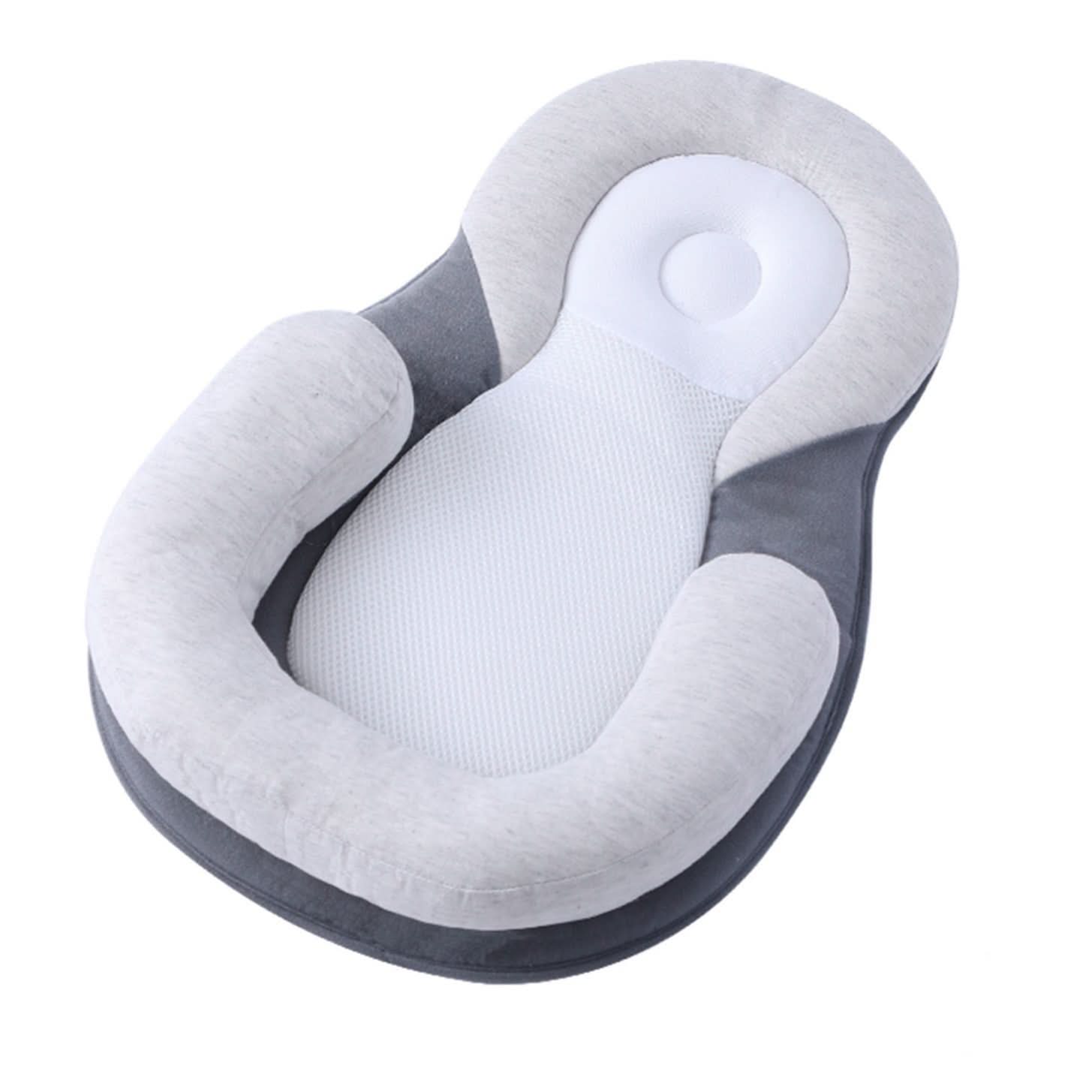 BabyNest Pude – Justerbart Design Sort