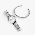 Virelle - Dameur med Matchende Armbåndssæt