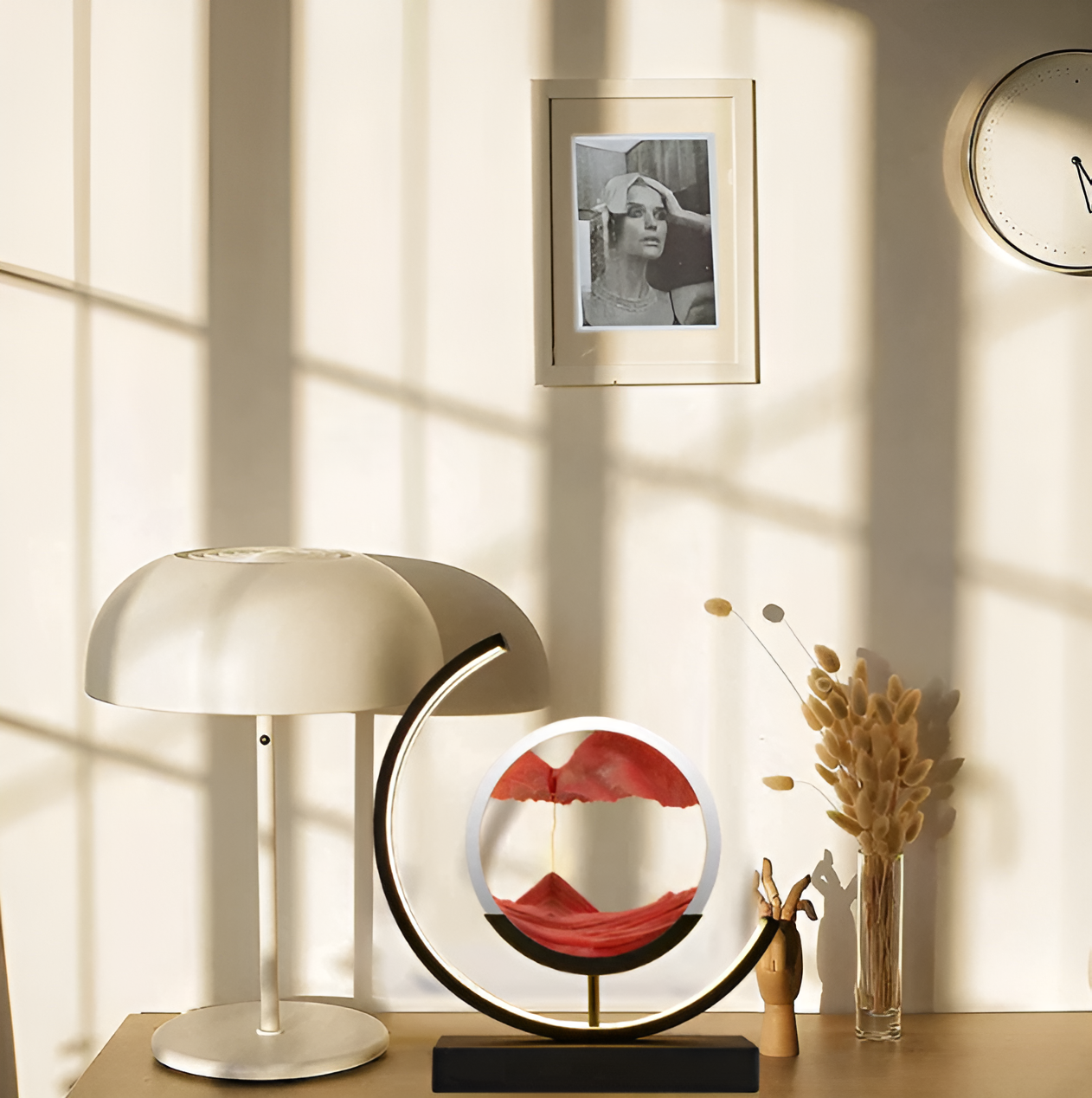 SandGlow Bordlampe – Lys og Bevægelse i Harmoni