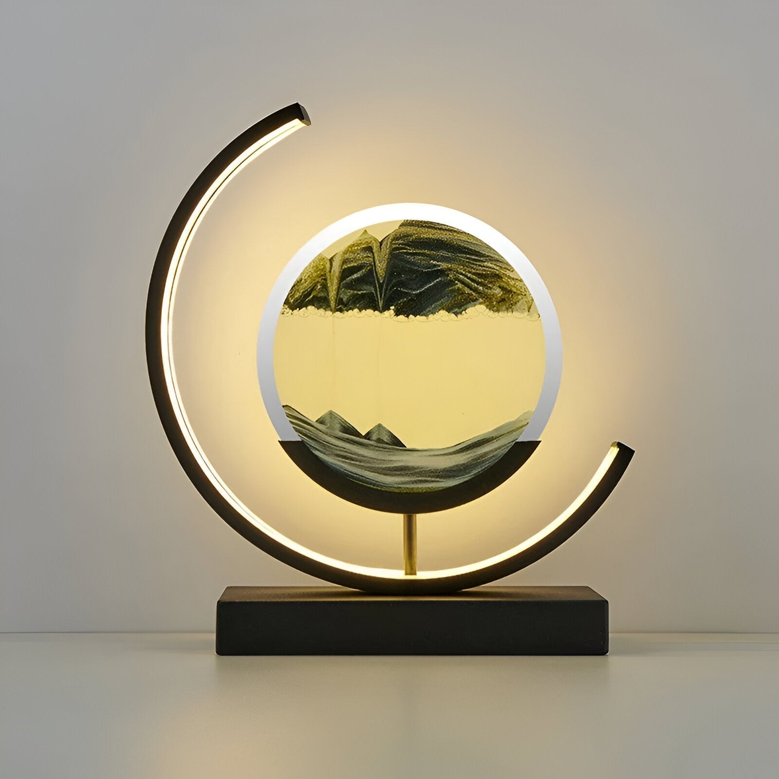 SandGlow Bordlampe – Lys og Bevægelse i Harmoni Sort