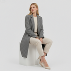 Norélia - Elegant Damejakke med Høj Krave