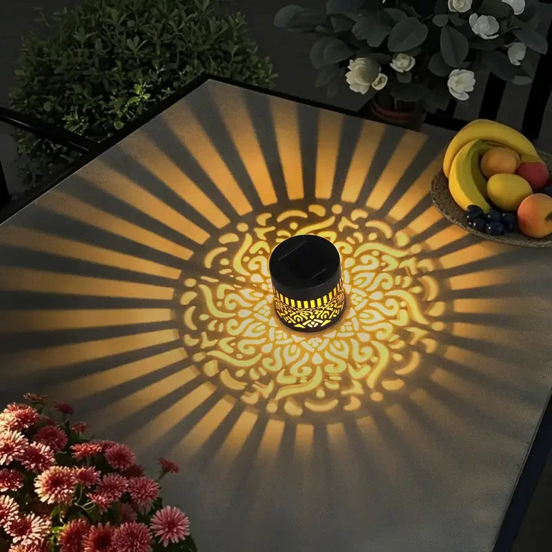 Solcellelanterne med LED Lys – Dekorativ Udendørslanterne til Have, Terrasse og Altan