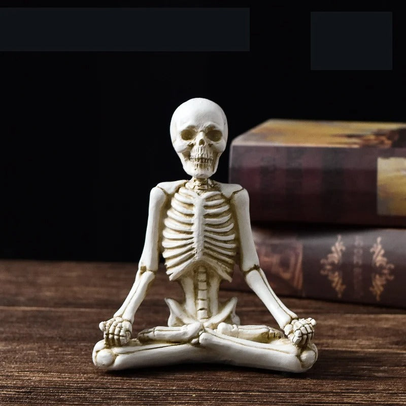 Skelton – Halloween Skeletfigur i Resin