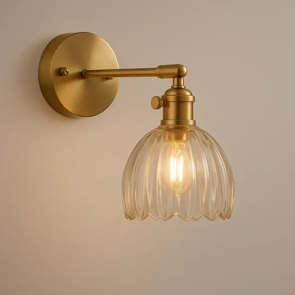 Tulipa Væglampe – Retrodesign med Glasskærm