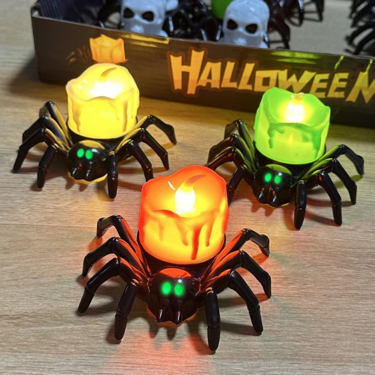 Arachnia – Halloween Edderkop Lysholder