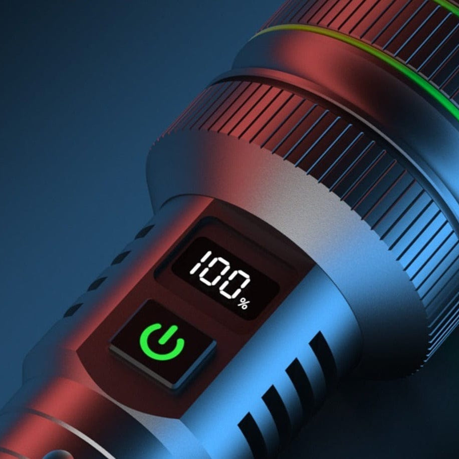 PowerBeam Lommelygte – Klar Belysning til Enhver Situation