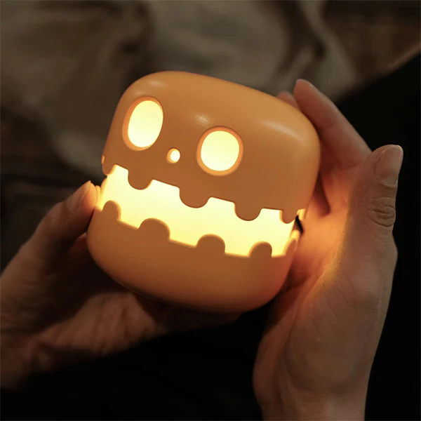 PumpkinLume – Græskar Natlampe med Trykfunktion og Timer