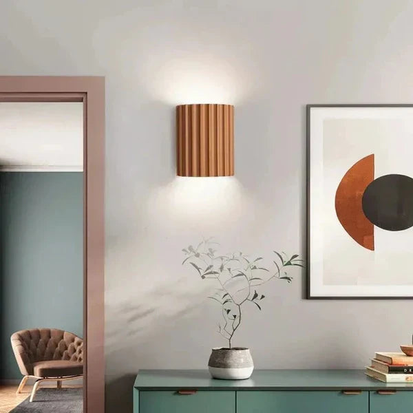 AuraForm Væglampe – Moderne Design til Hjemmet Orange