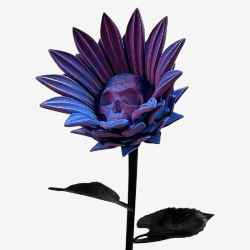 SkullBloom – Solsikkeskulptur med Kraniedesign Lilla