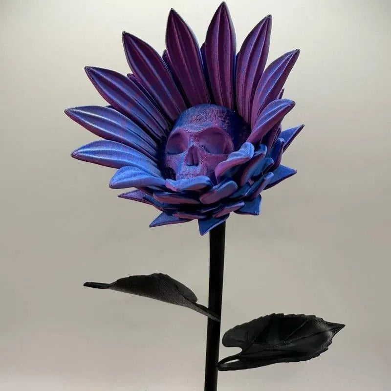 SkullBloom – Solsikkeskulptur med Kraniedesign