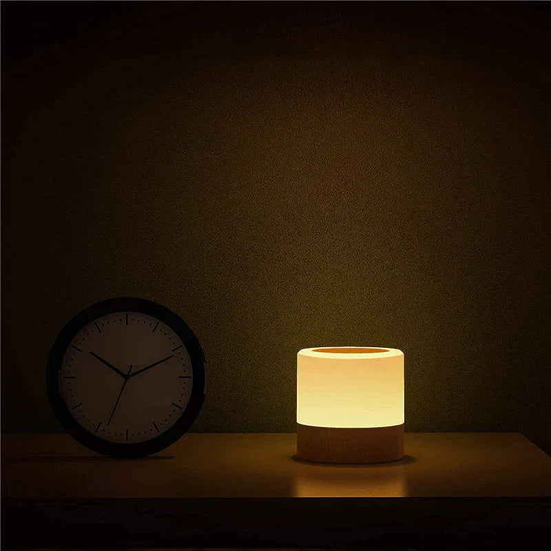 NordGlow Bordlampe – Naturligt Design til Hjemmet